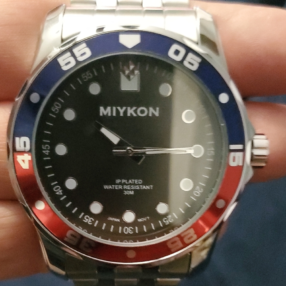 Men's Black Dial Watch with Blue and Red Bezel